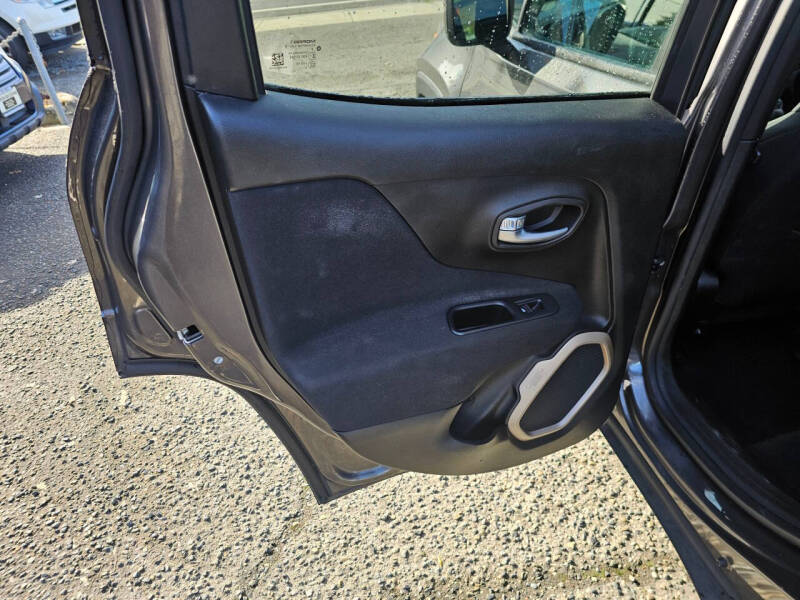 2016 Jeep Renegade Latitude