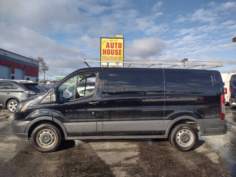 Ford Transit Van's photo