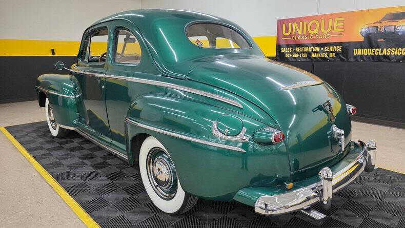 1948 Ford Super Deluxe