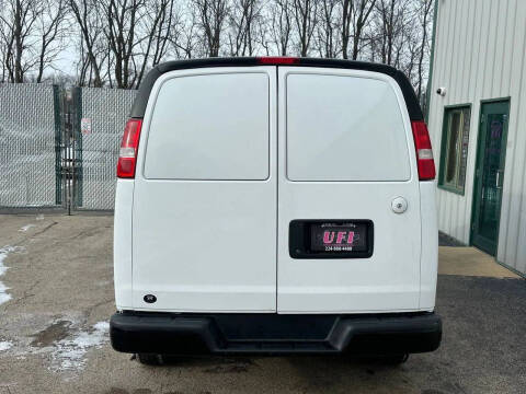 2017 Chevrolet Express 2500