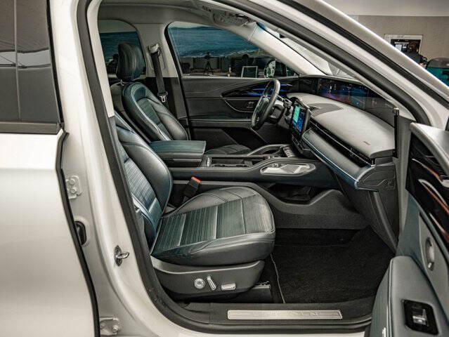 2024 Lincoln Nautilus Reserve