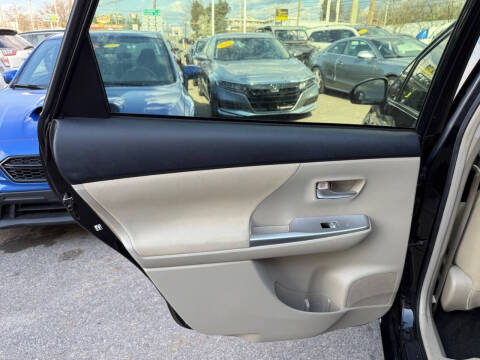 2012 Toyota Prius v Five
