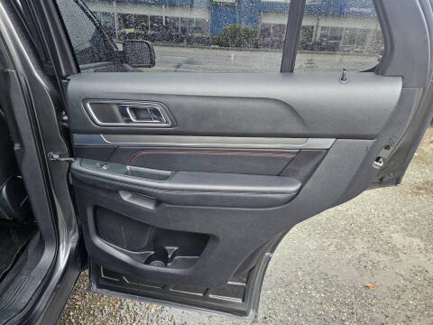 2018 Ford Explorer Sport