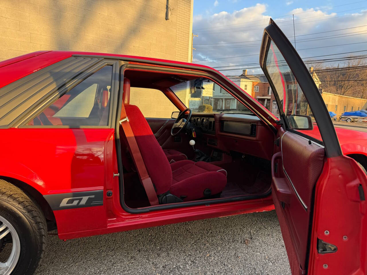 1986 Ford Mustang 18