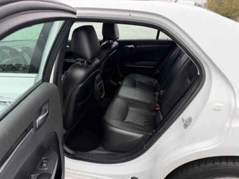 2019 Chrysler 300 Limited