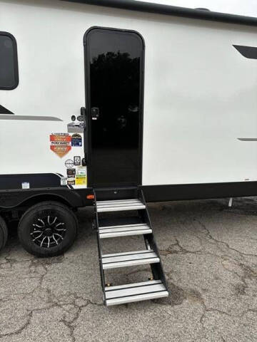 2024 Forest River Surveyor