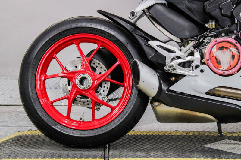 2021 Ducati Panigale V2