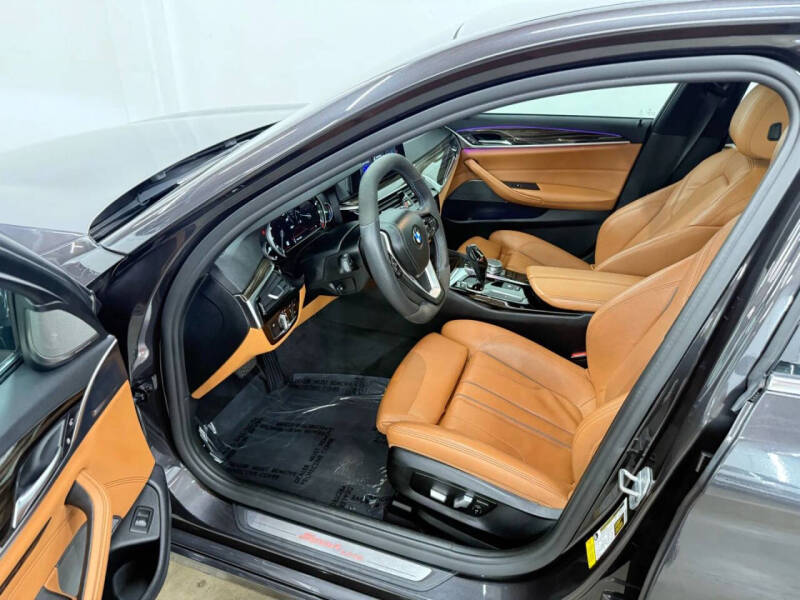 2018 BMW 5 Series 530i