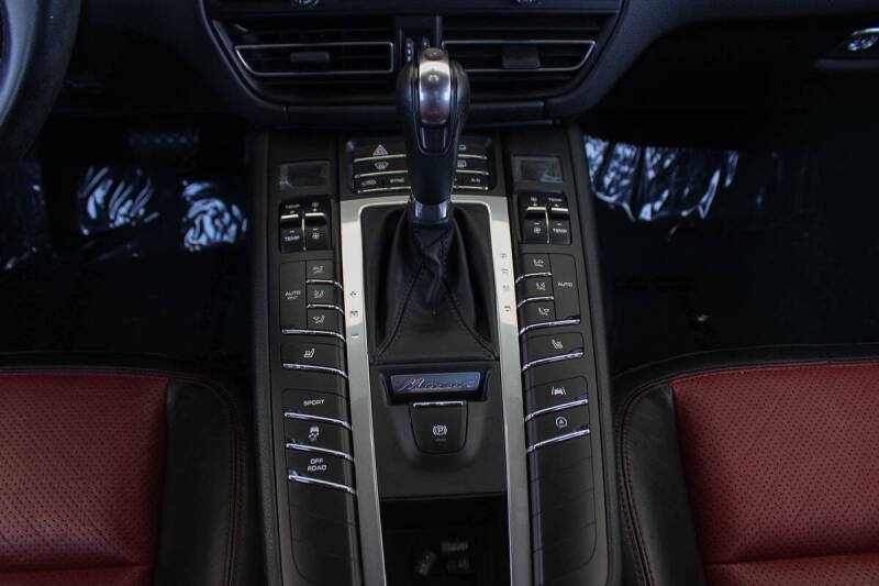 2019 Porsche Macan