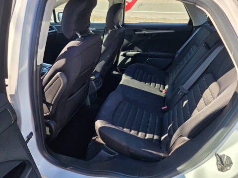 2013 Ford Fusion SE