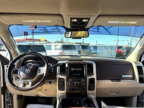 2015 RAM 3500 Laramie