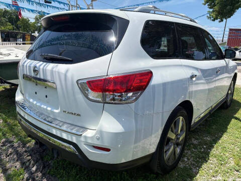 2013 Nissan Pathfinder Platinum