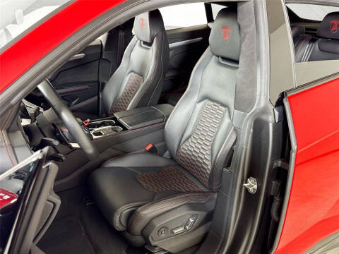 2020 Lamborghini Urus