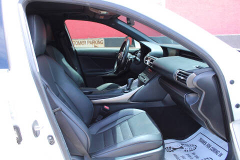 2016 Lexus IS 200t