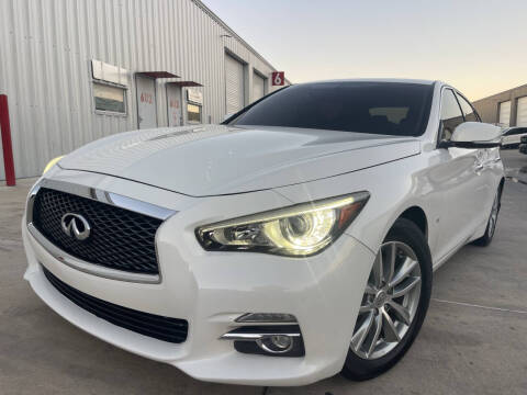 2015 Infiniti Q50 Premium