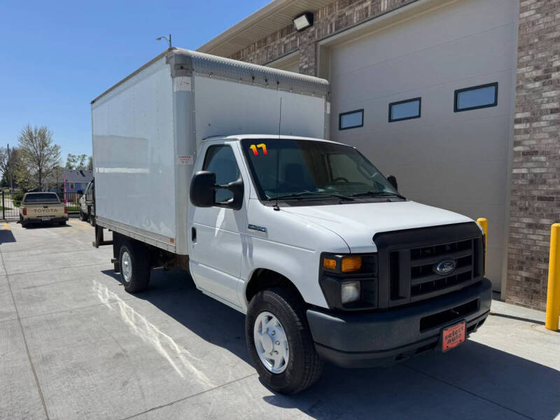 2017 Ford E-Series
