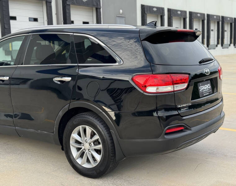2016 Kia Sorento LX