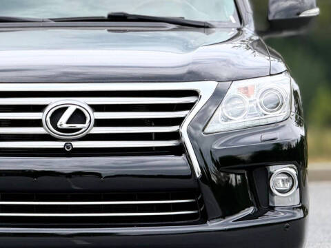 2015 Lexus LX 570