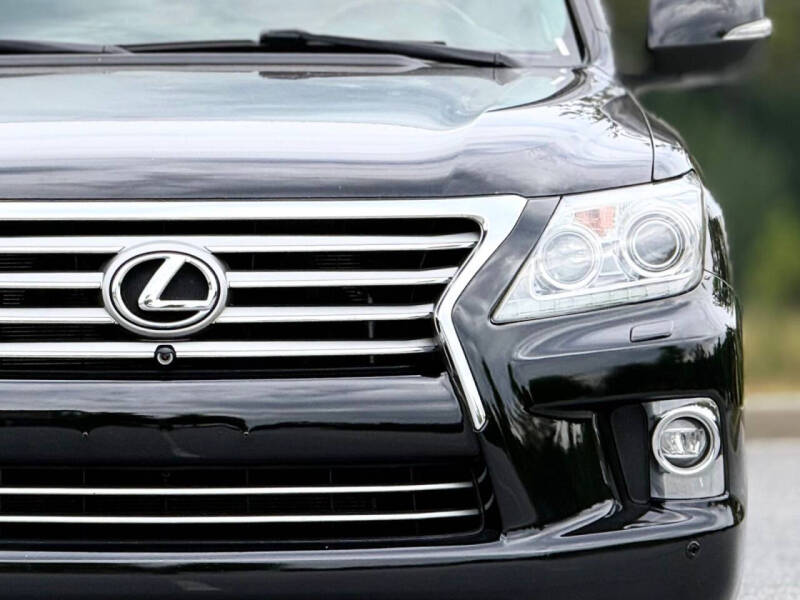 2015 Lexus LX 570