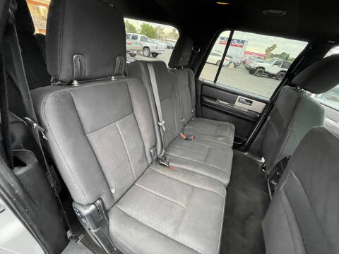 2017 Ford Expedition EL XLT