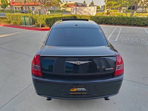 2006 Chrysler 300 SRT-8