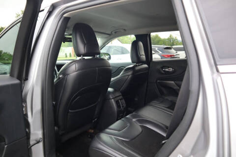 2019 Jeep Cherokee Latitude Plus