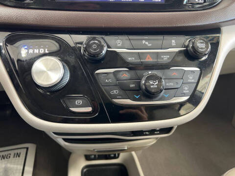 2018 Chrysler Pacifica Touring L