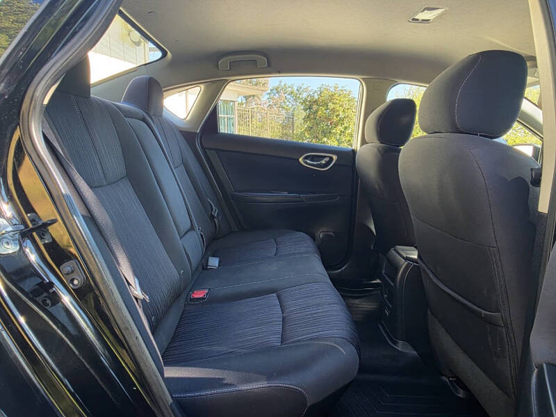 2017 Nissan Sentra SV