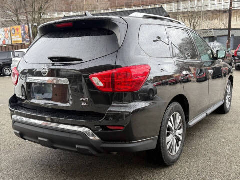 2020 Nissan Pathfinder SL