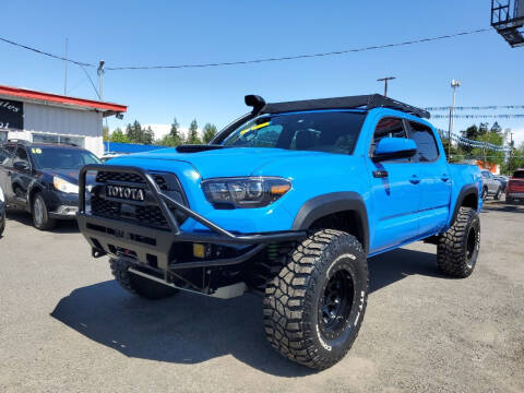 2019 Toyota Tacoma for sale at Ron's Auto Sales in Hillsboro OR