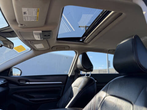 2023 Nissan Altima 2.5 SR