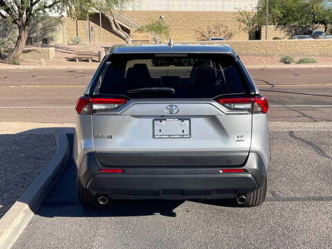 2023 Toyota RAV4 LE