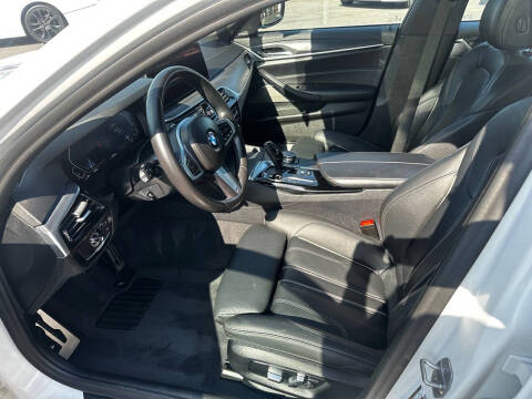 2021 BMW 5 Series 530e