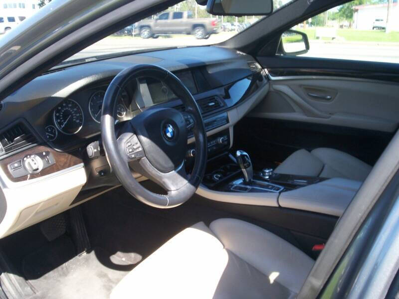 2012 BMW 5 Series 528i