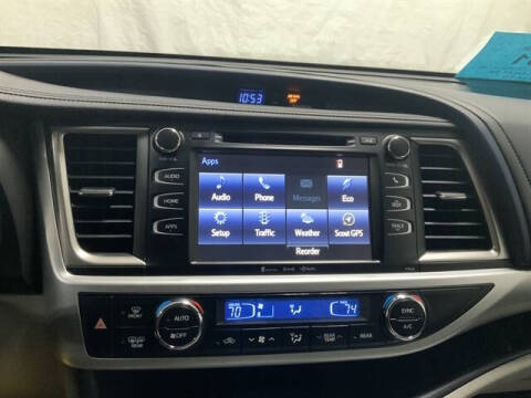 2018 Toyota Highlander LE