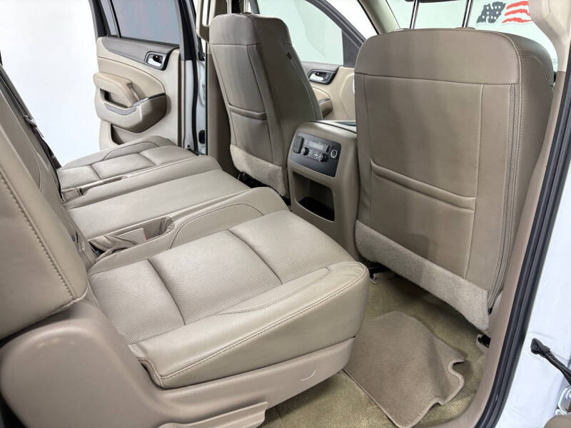2017 GMC Yukon XL SLT