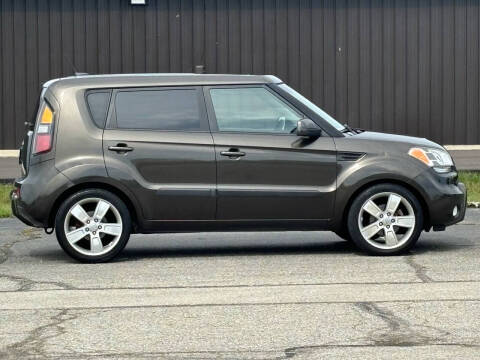 2011 Kia Soul for sale at All American Auto Brokers in Chesterfield IN