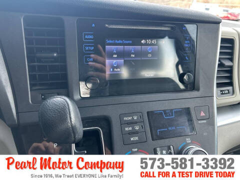 2017 Toyota Sienna L 7-Passenger