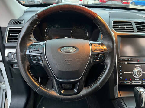 2016 Ford Explorer Platinum