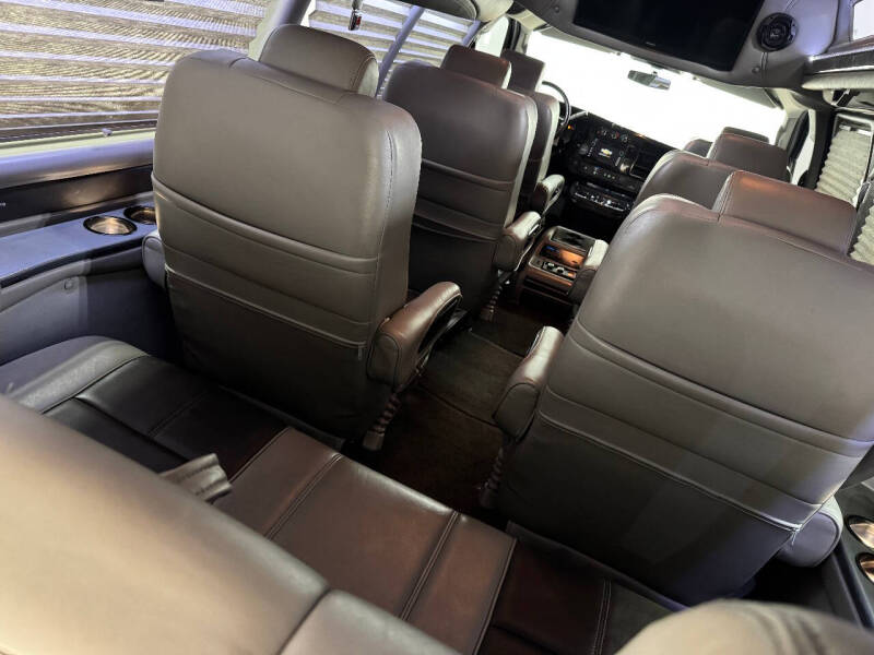 2017 Chevrolet Express 2500