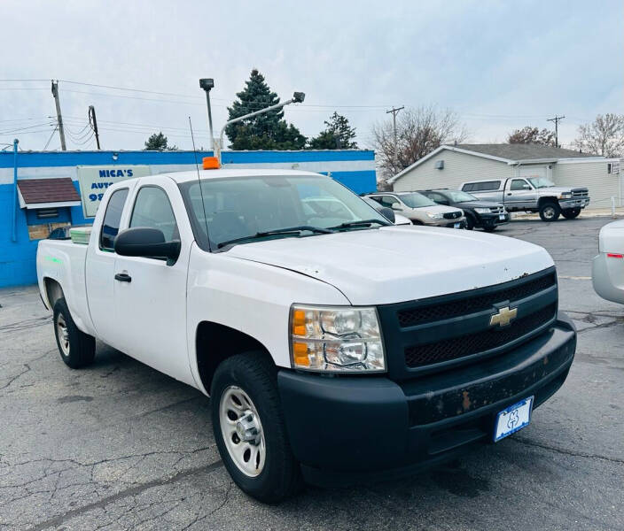 2009 Chevrolet Silverado 1500 for sale at NICAS AUTO SALES INC in Loves Park IL