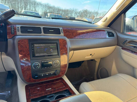 2013 Chevrolet Avalanche LTZ Black Diamond