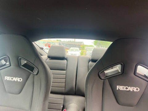 2014 Ford Mustang V6