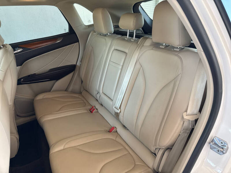 2019 Lincoln MKC Select