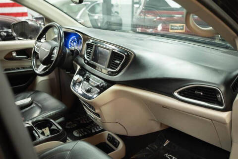 2019 Chrysler Pacifica Touring L