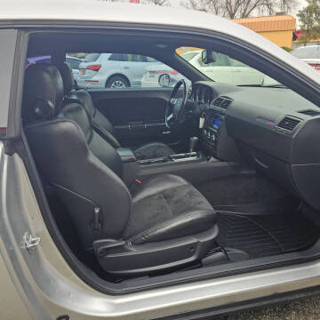 2009 Dodge Challenger SRT8