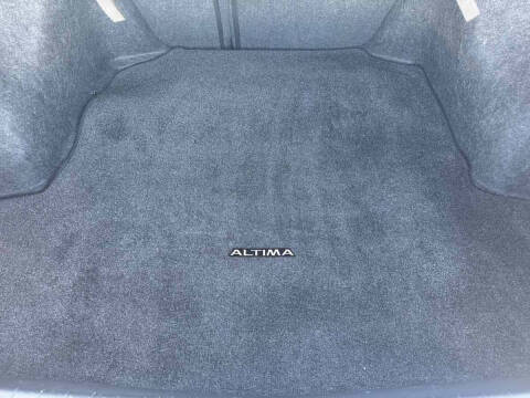 2016 Nissan Altima 2.5 SR