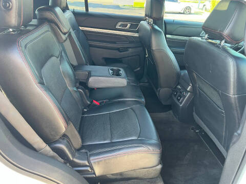 2016 Ford Explorer Sport