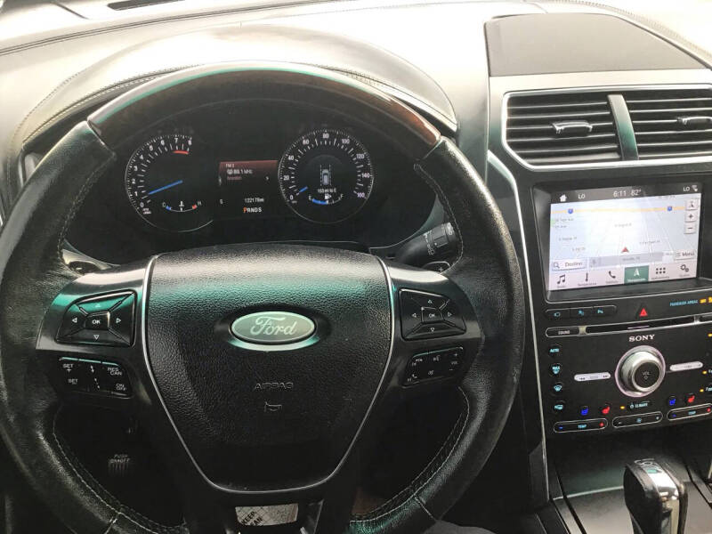 2018 Ford Explorer Platinum