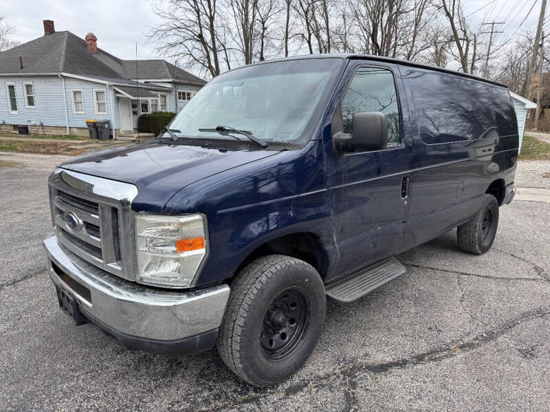 2011 Ford E-Series Econoline Van Commercial photo 2